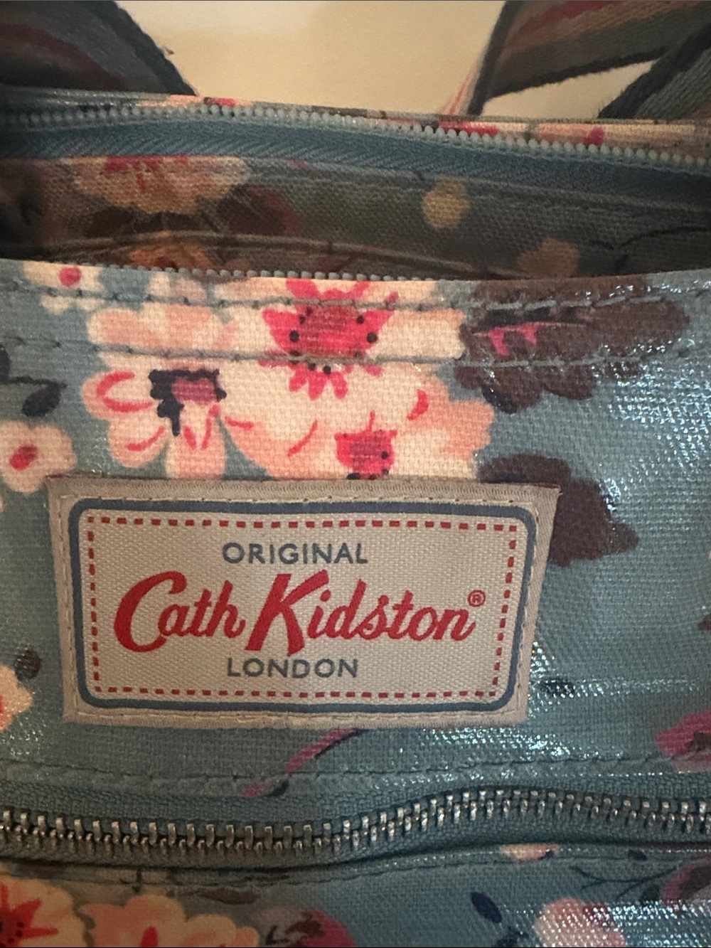 Large Cath Kidston Floral Crossbody - Picture 2 of 12